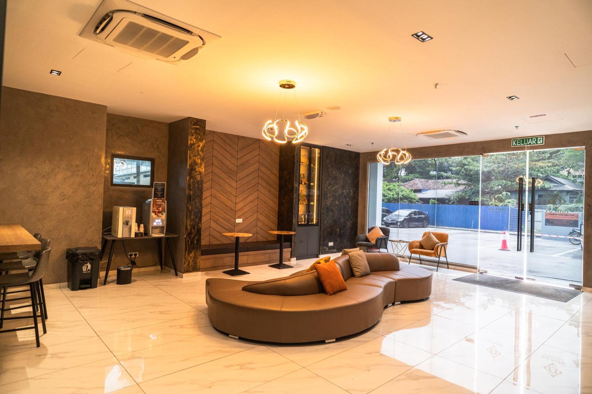 Dj Citi Plaza Hotel & Suites Kuala Terengganu Eksteriør billede