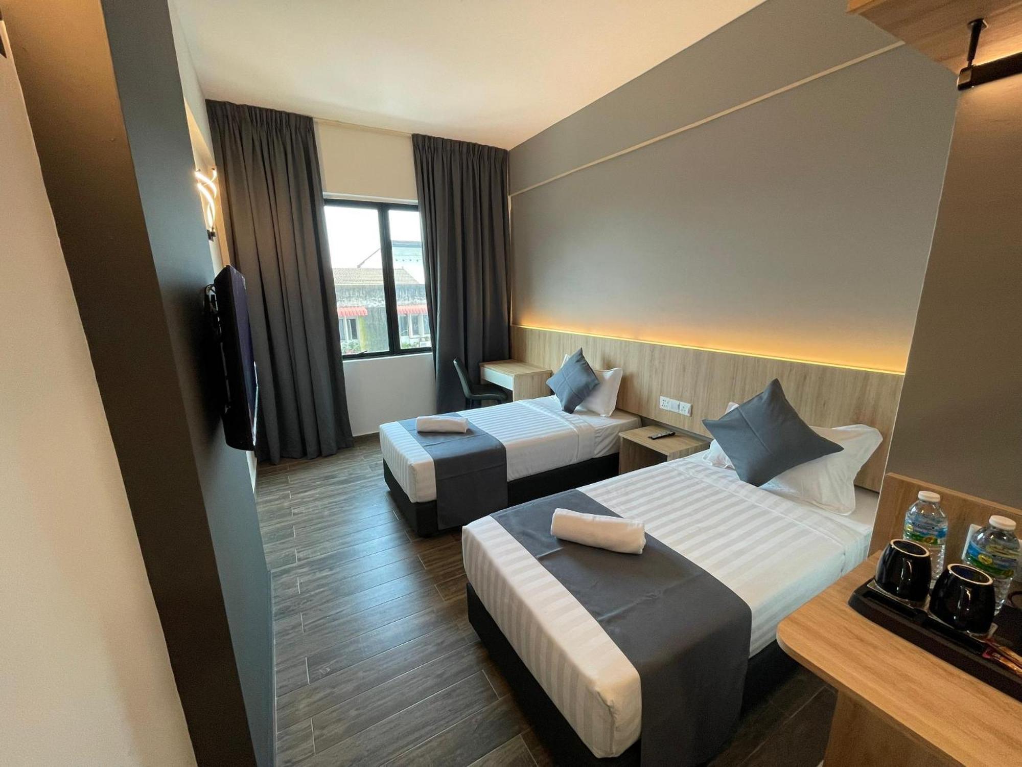Dj Citi Plaza Hotel & Suites Kuala Terengganu Eksteriør billede
